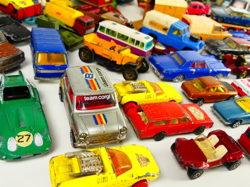 Vintage lot van gemengde autotjes - Corgi