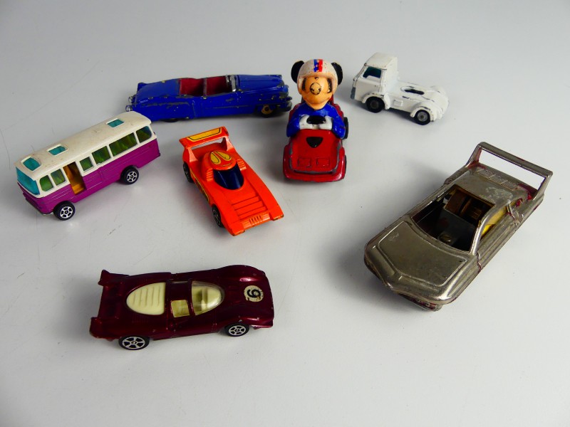 Vintage lot van gemengde autotjes - Corgi