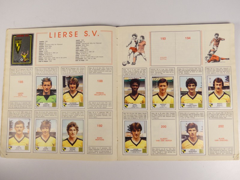 Lot - Voetbal kaarten en chromoalbums