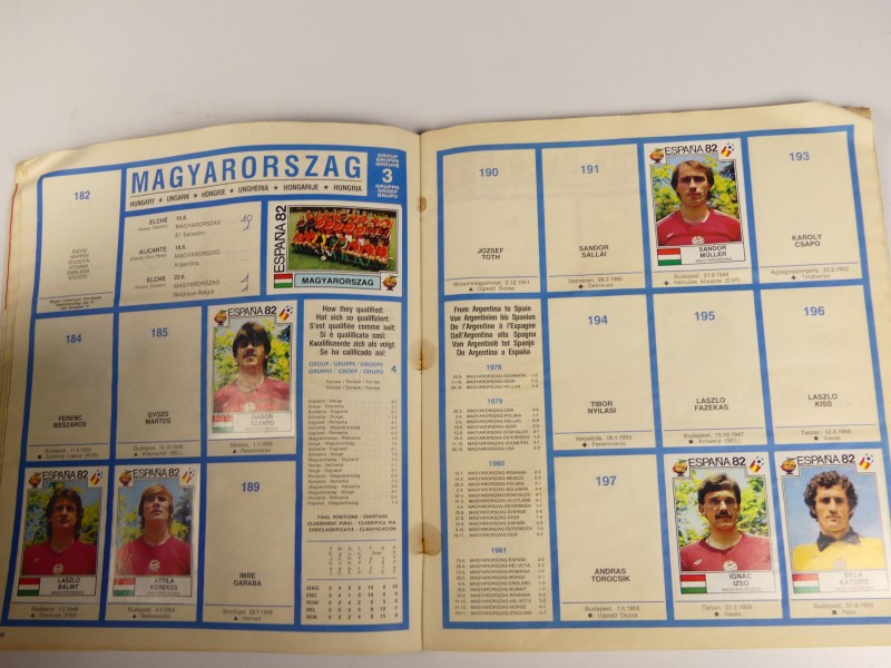 Lot - Voetbal kaarten en chromoalbums