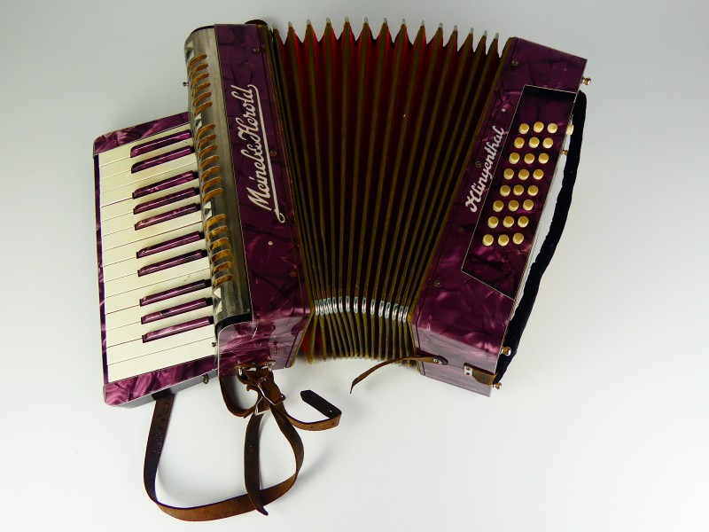 Zeldzame Duitse accordeon Meinel & Herold Klingenthal + originele koffer