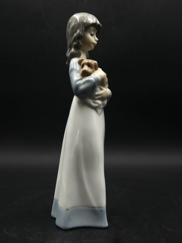 2 Lladro Nao beeldjes meisje met hondje