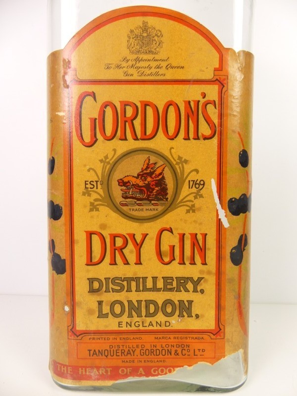 Decoratie of verzamelobject - Gordon's Dry Gin fles