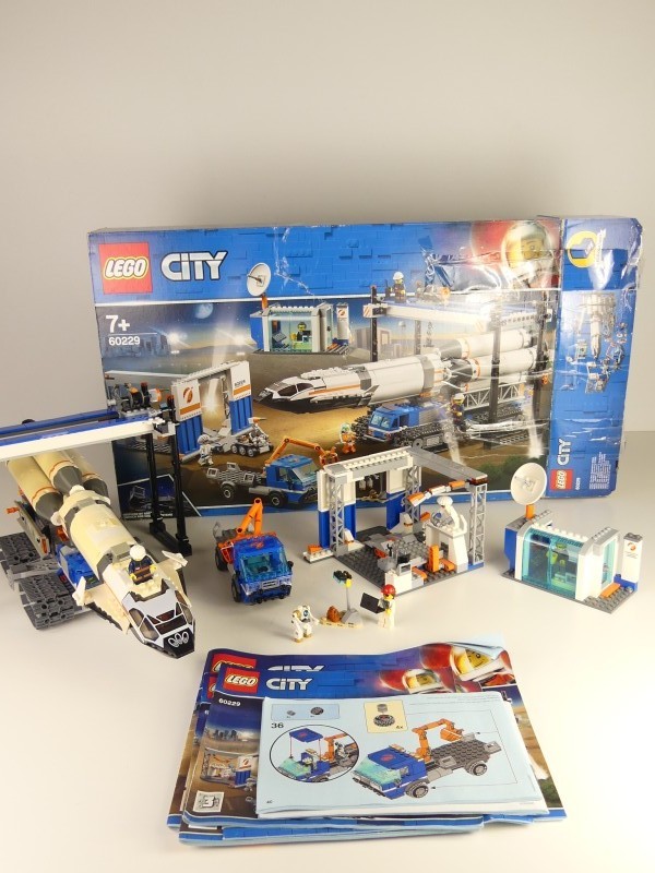 City Ruimtevaart Raket Bouwen en Transporteren - 60229 - Lego