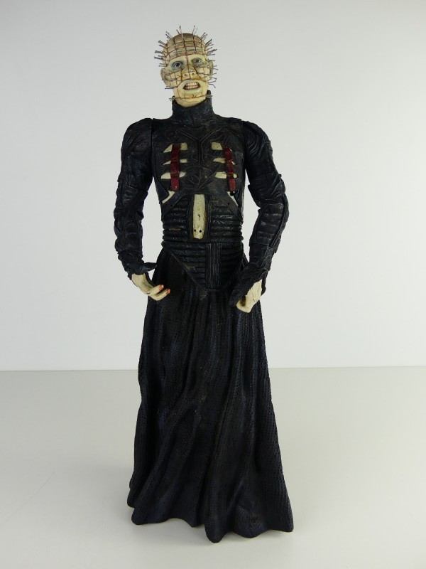 Neca - Hellraiser figuur reageert op bewegingen met geluid - Reel Toys