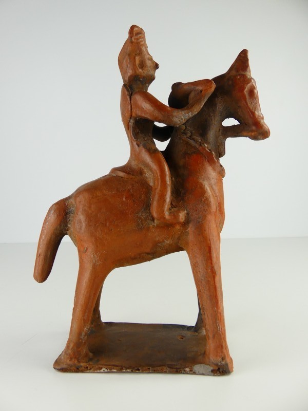 Iberisch terracotta volkskunst beeldje