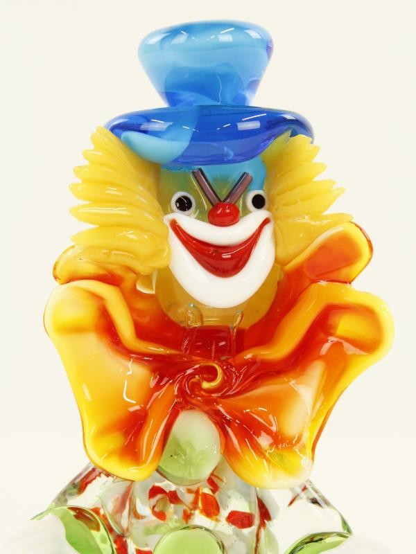 Kleurrijke, glazen clown in Muranostijl