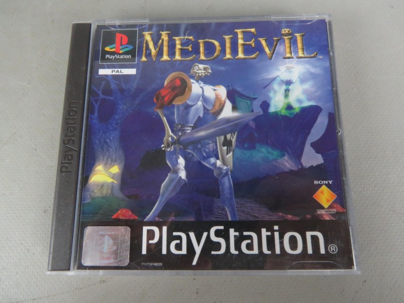 Playstation 1 MediEvil + MediEvil 2 + bonus demo cd