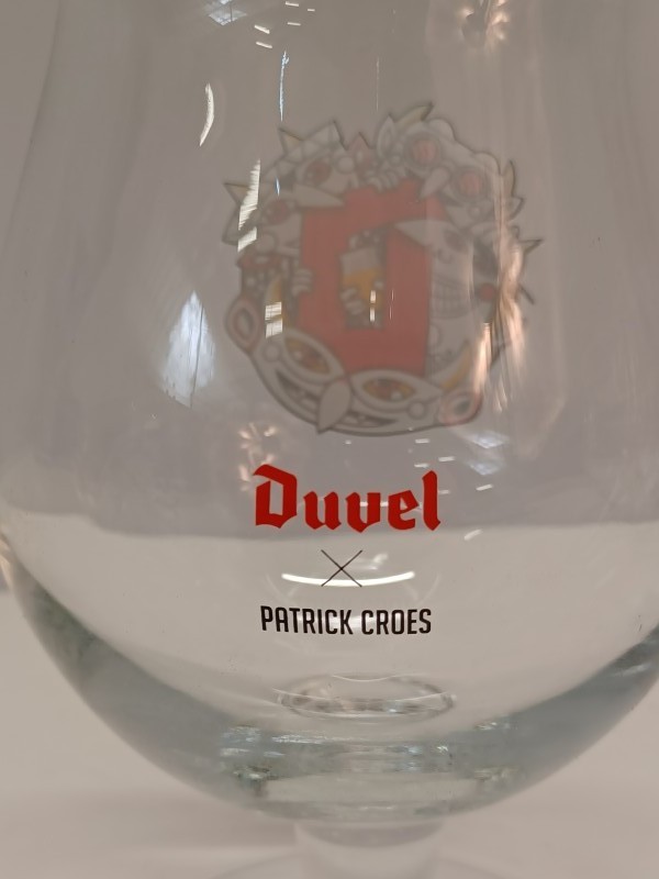 Vijf verschillende Duvel glazen.