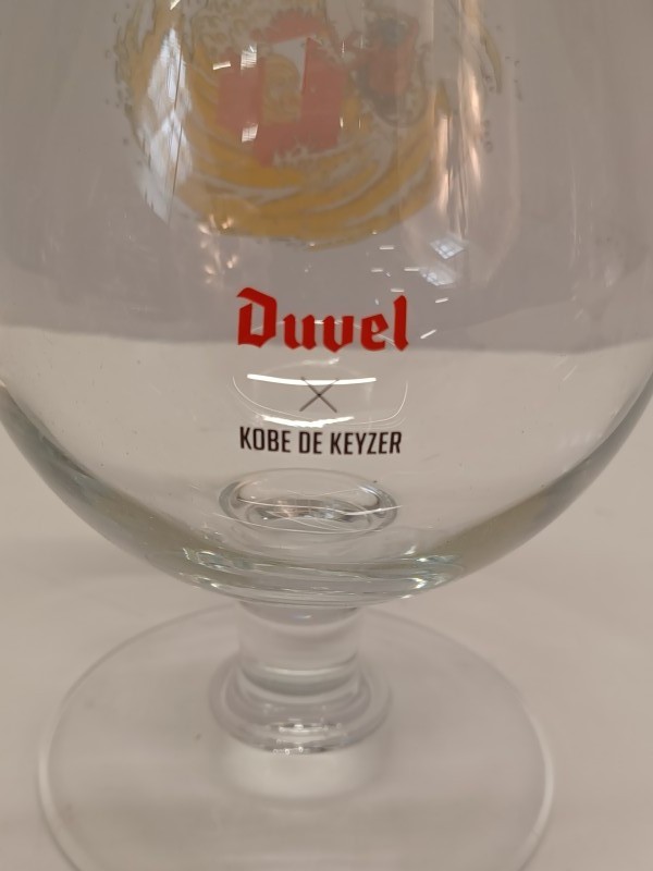 Vijf verschillende Duvel glazen.