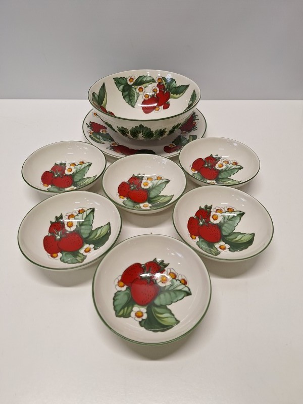 8 delig aardbei servies van Villeroy & Boch - Septfontaine