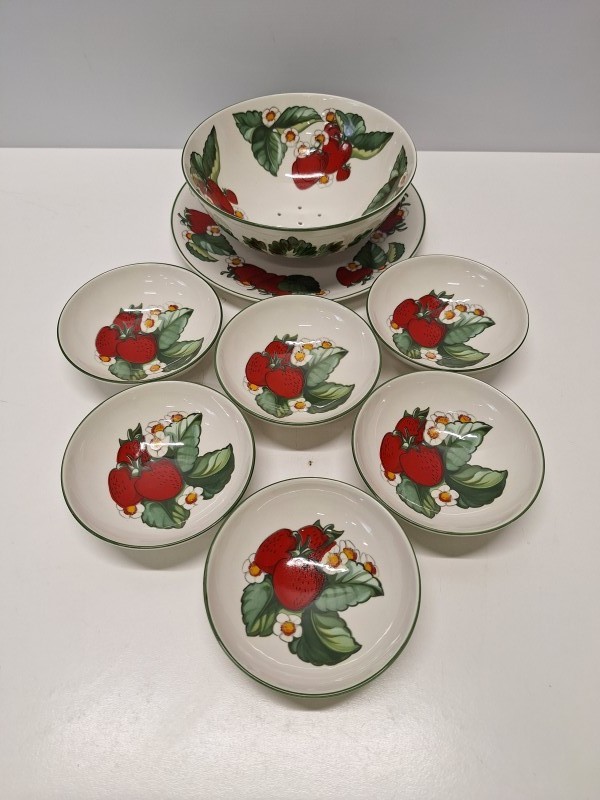 8 delig aardbei servies van Villeroy & Boch - Septfontaine