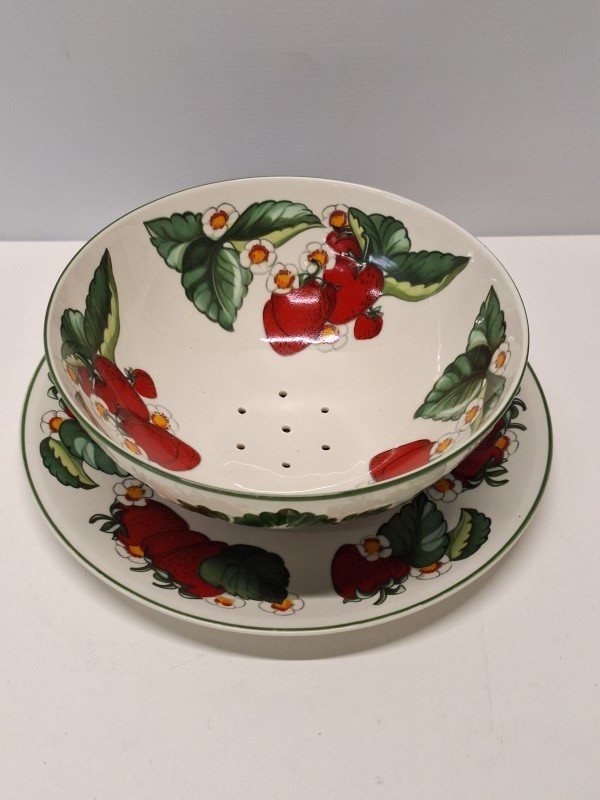 8 delig aardbei servies van Villeroy & Boch - Septfontaine