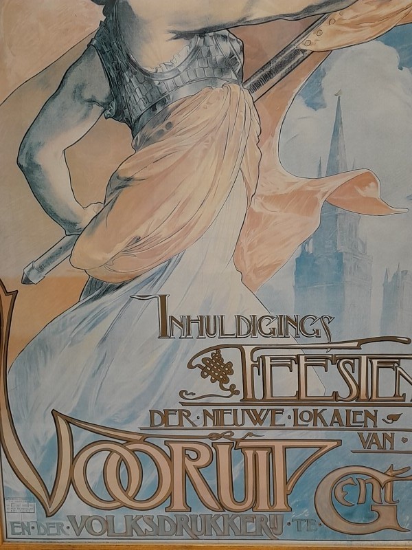 Ingekaderde poster van de inhuldigingsfeesten van de Vooruit in Gent in Art Nouveau stijl