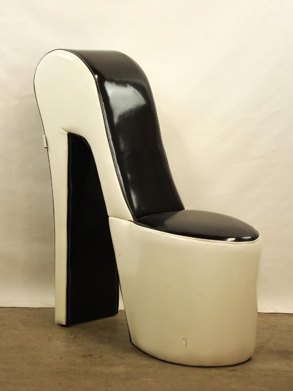 Sitwell - Funky High Heel Shoe Chair uit kunststof