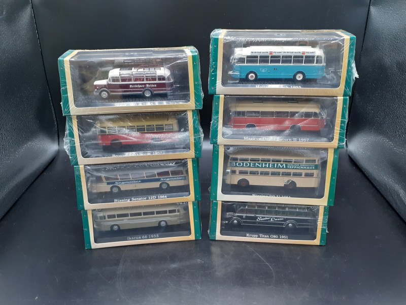 8 modelbussen Editions Atlas Collections