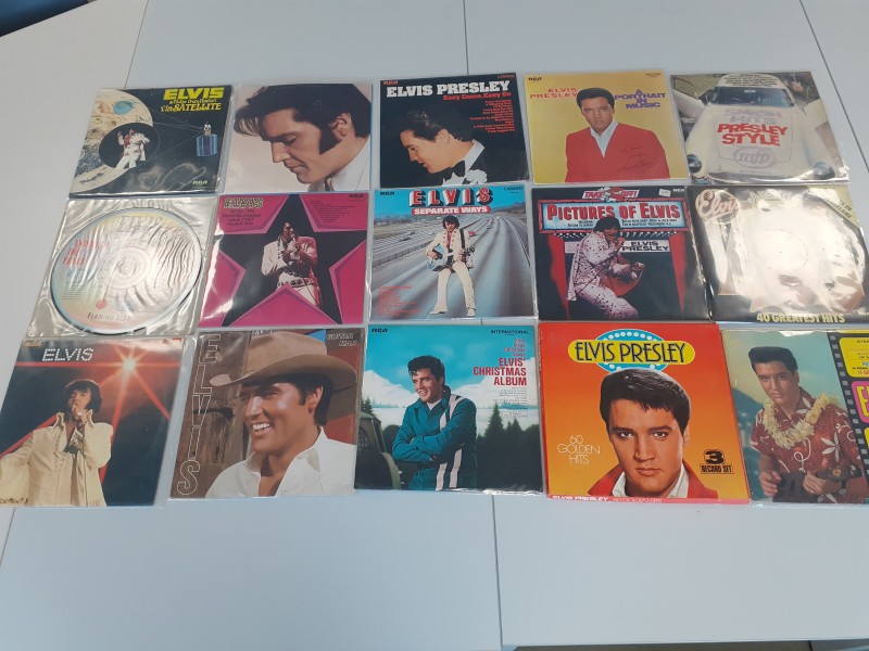 15 LP's Elvis Presley