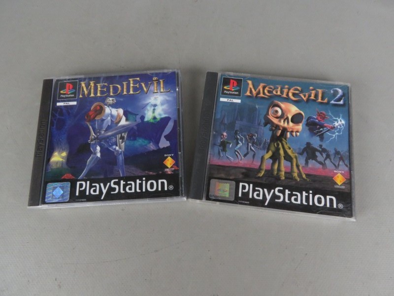 Playstation 1 MediEvil + MediEvil 2 + bonus demo cd