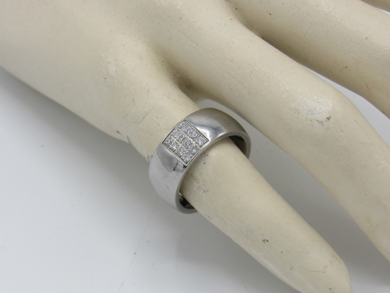 Ring Victoria Stainless Steel