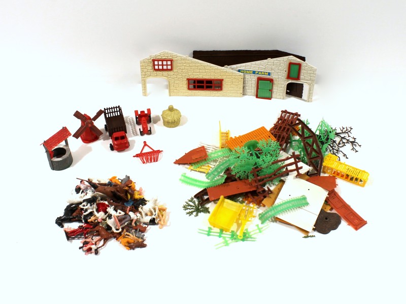 Vintage Farm Set