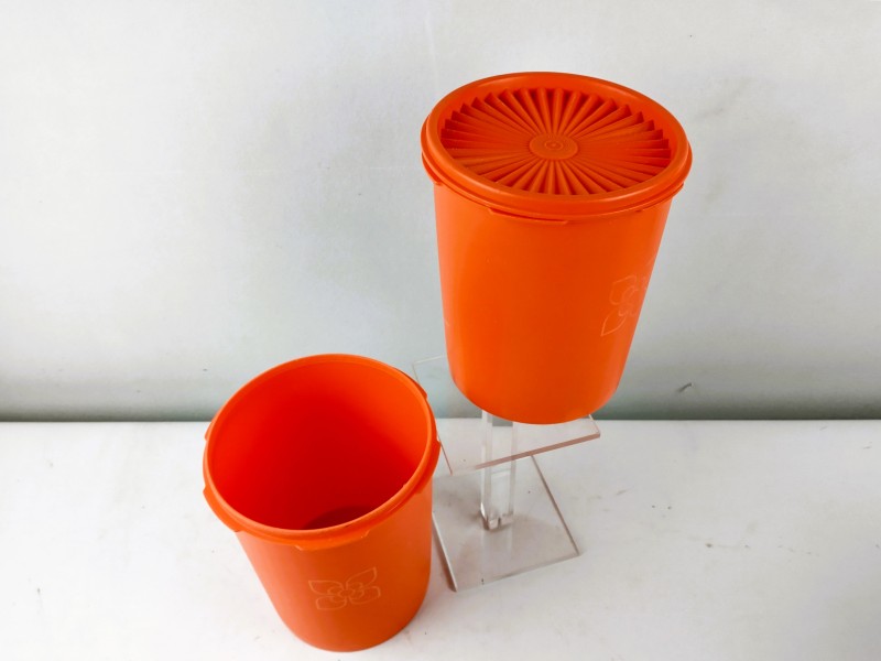 Grote set ronde oranje Tupperware potjes