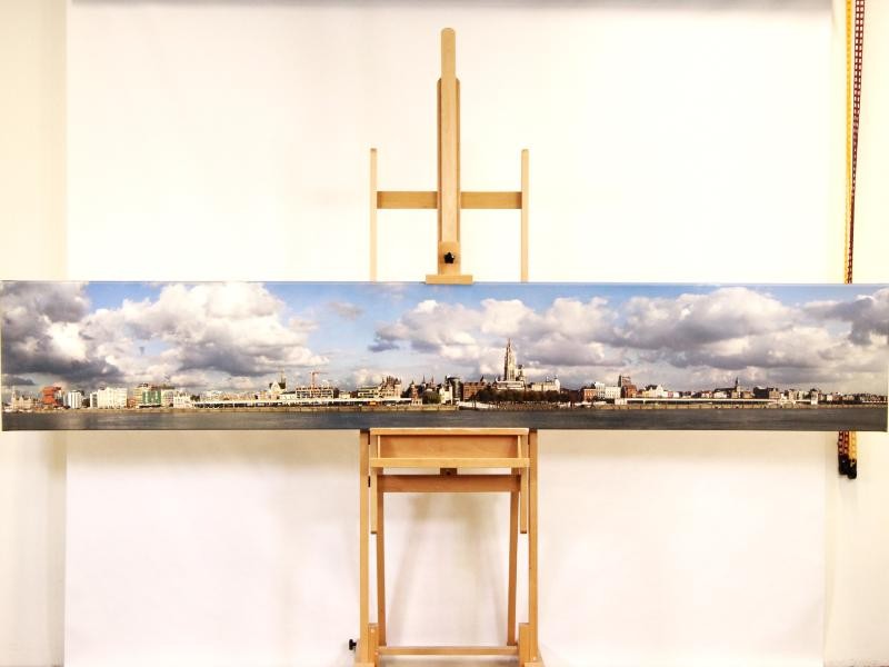 De knappe Antwerpse skyline - Gedrukte foto op canvas (3 m lang)