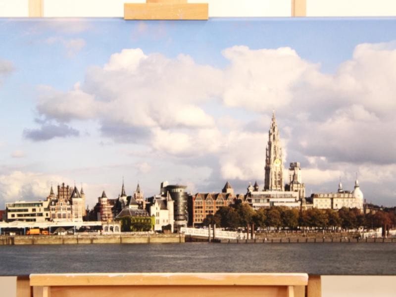 De knappe Antwerpse skyline - Gedrukte foto op canvas (3 m lang)