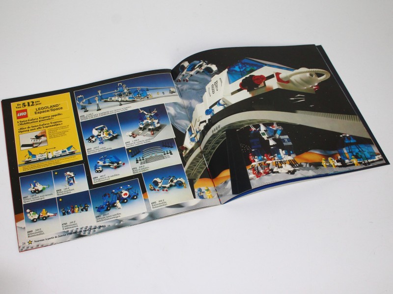 7 Lego Catalogussen uit de jaren '80