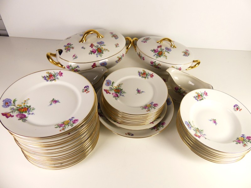 Limoges fijn porselein 8-delige servies