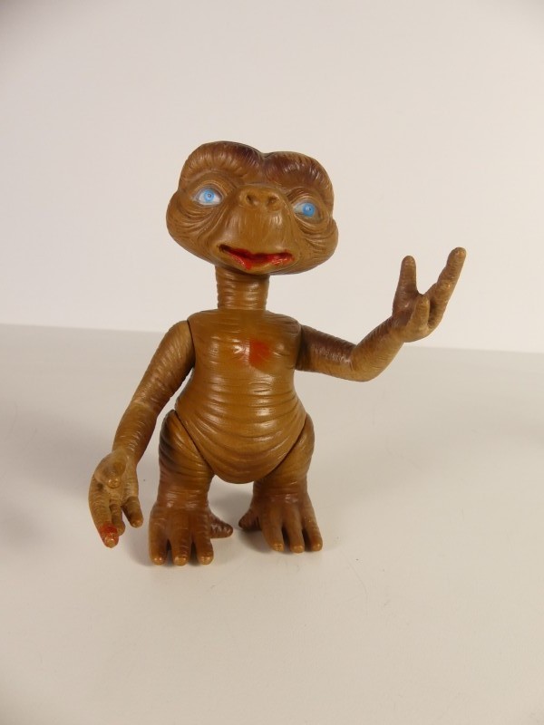 2 E.T. The Extra Terrestrial vintage plastic figuren