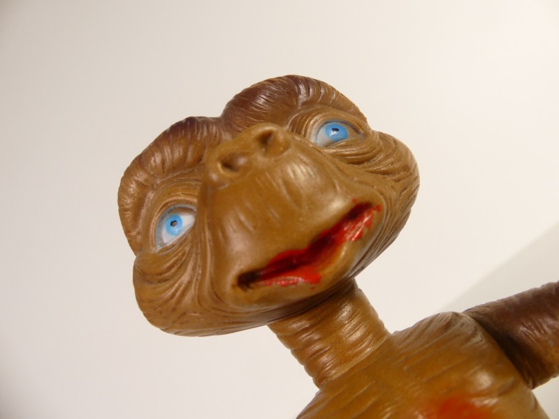 2 E.T. The Extra Terrestrial vintage plastic figuren