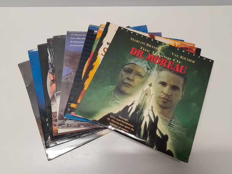 10 Laser discs (Action movies)