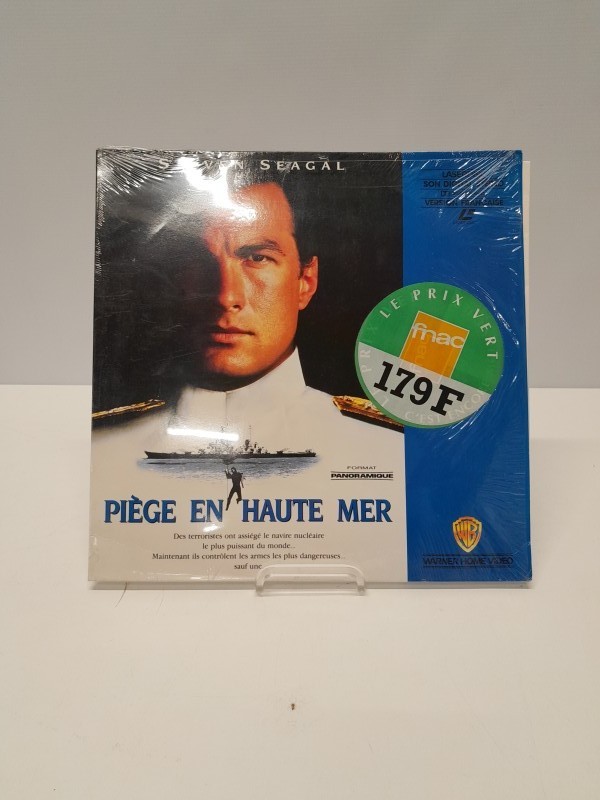 10 Laser discs (Action movies)