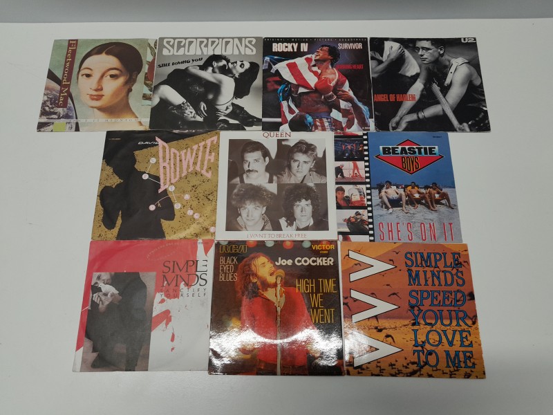 Lot van 10 single's Rock Classics (2)