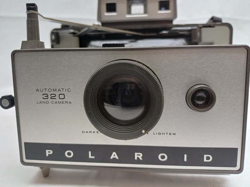 Polaroid 320