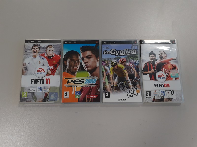 4 PSP games