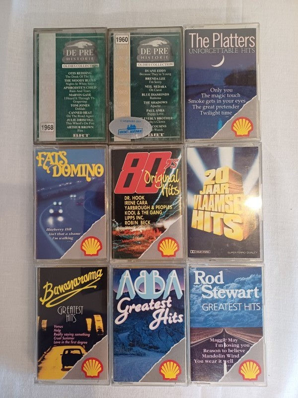 Lot popmuziek cassettes