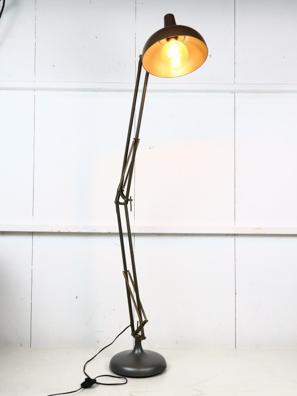 Grote vintage staande vloerlamp