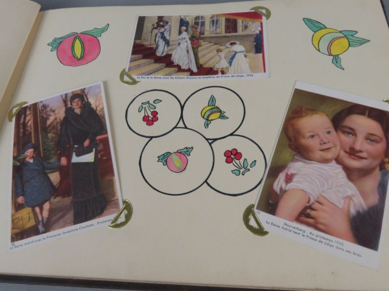 Chromoalbum Koningin Astrid + Astrid souveniers album