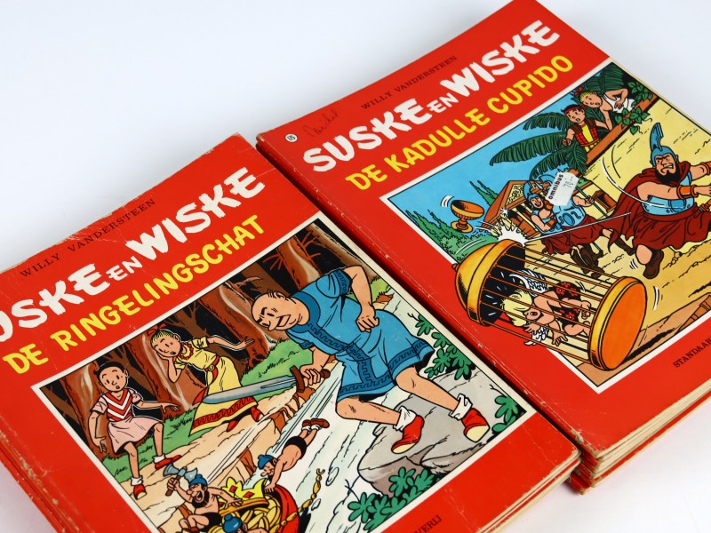 Lot van 25 Suske en Wiske stripalbums - 1971