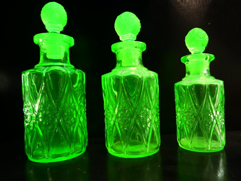 Uranium persglas Boudoirflesjes