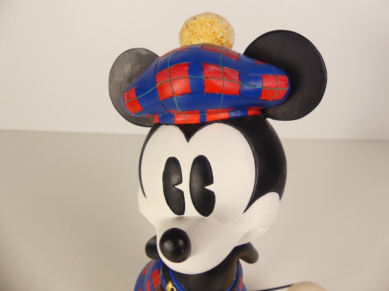 Disney Betoverende Collectie Schotse Mickey Mouse beeldje