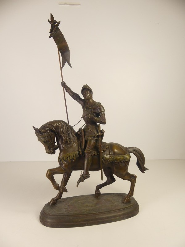 Beeld van Jeanne D'arc op paard