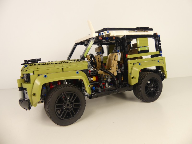 LEGO Technic Land Rover Defender 42110