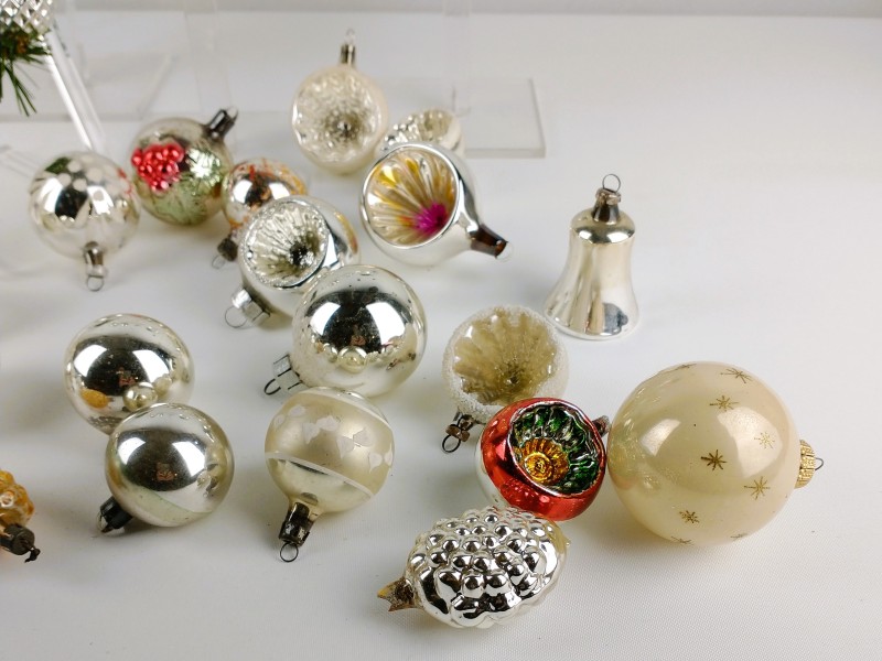 Lot van 26 vintage kerstballen