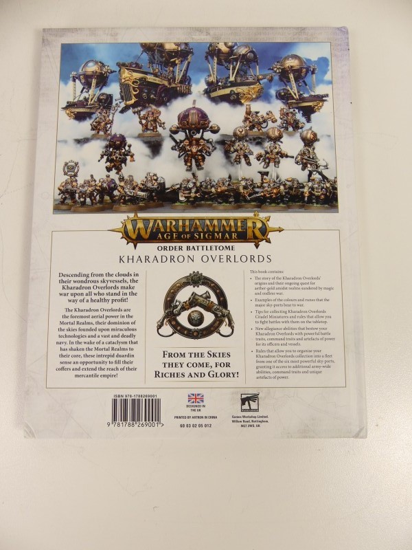 Warhammer lot van 8 Engelstalige boeken