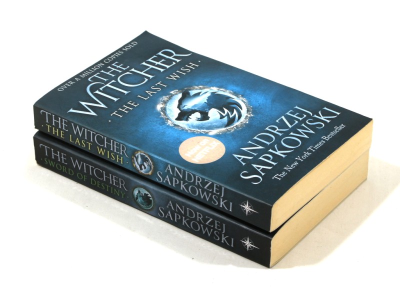 Twee 'The Witcher'-boeken: 'The Last Wish' en 'Sword of Destiny'