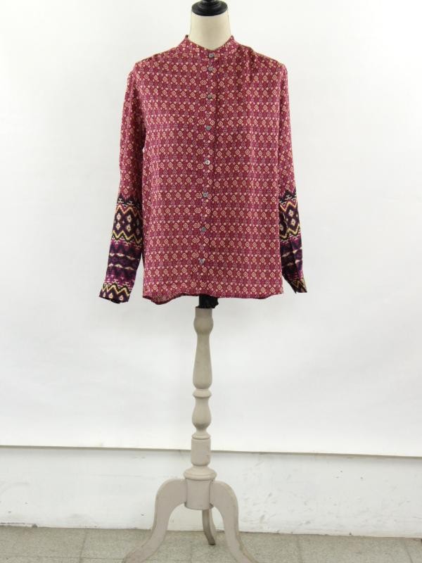 Thomas blouse met open kraag gemerkt Vanessa Bruno