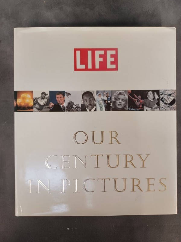 Boek: Life: Our century in pictures