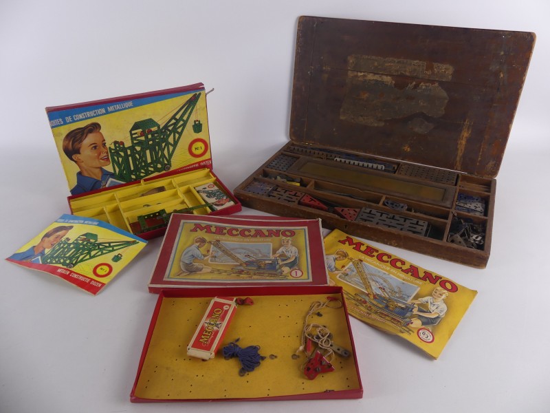 Lot vintage Meccano/constructiesets